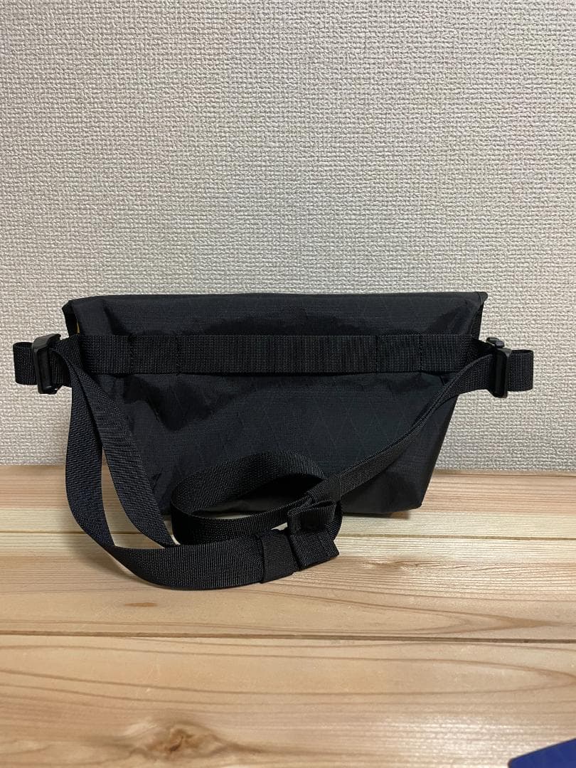 アクセサリー BLUE LUG hip messenger (x-pac black)