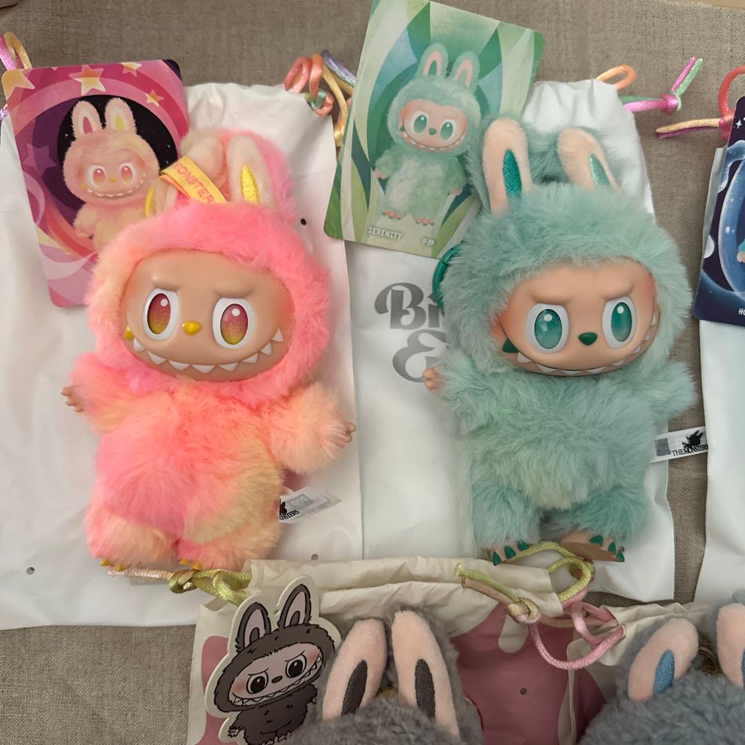 ポップマート　エナジーラブブ　マカロンラブブ