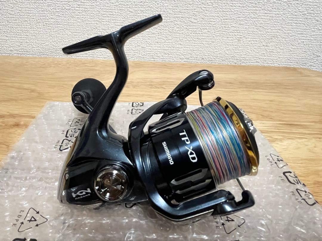 【極美品】シマノ17ツインパワーXD 4000XG