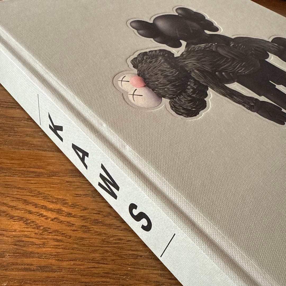 アート・デザイン・音楽 KAWS Companionship intheAgeofLoneliness