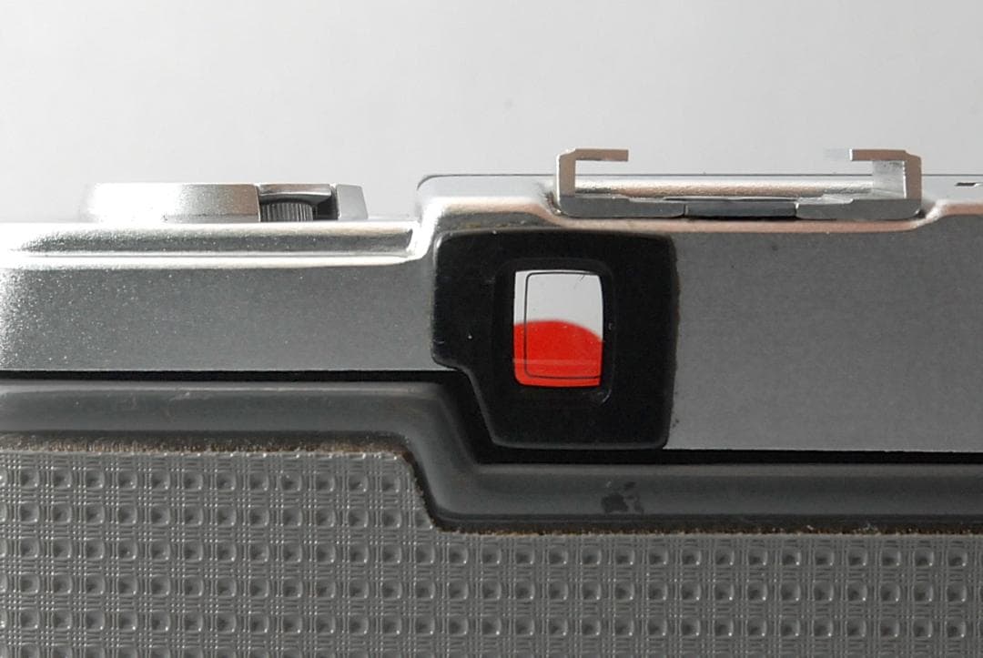 オリンパス OLYMPUS-PEN EE-2 ハーフサイズフィルムカメラ