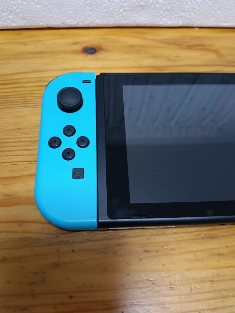 値下げNintendo Switch 本体 青赤 JoyCon付 【美品・完品】