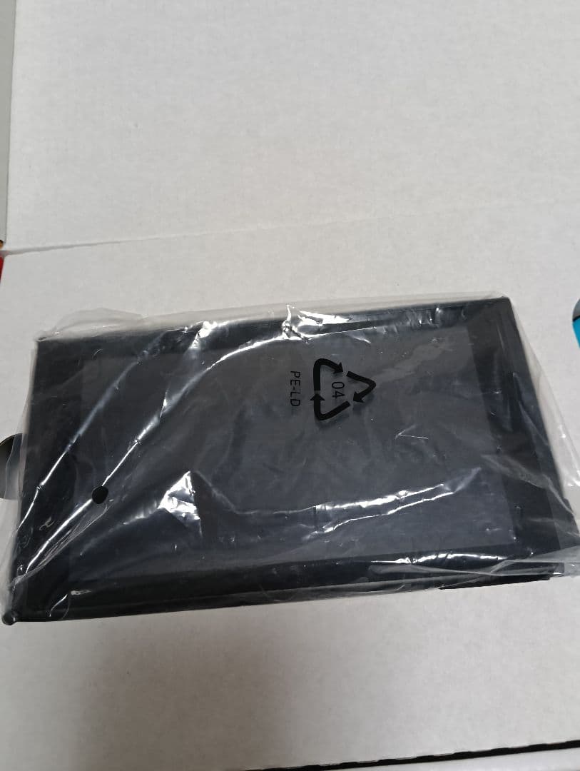 値下げNintendo Switch 本体 青赤 JoyCon付 【美品・完品】