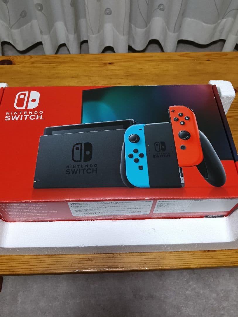 値下げNintendo Switch 本体 青赤 JoyCon付 【美品・完品】