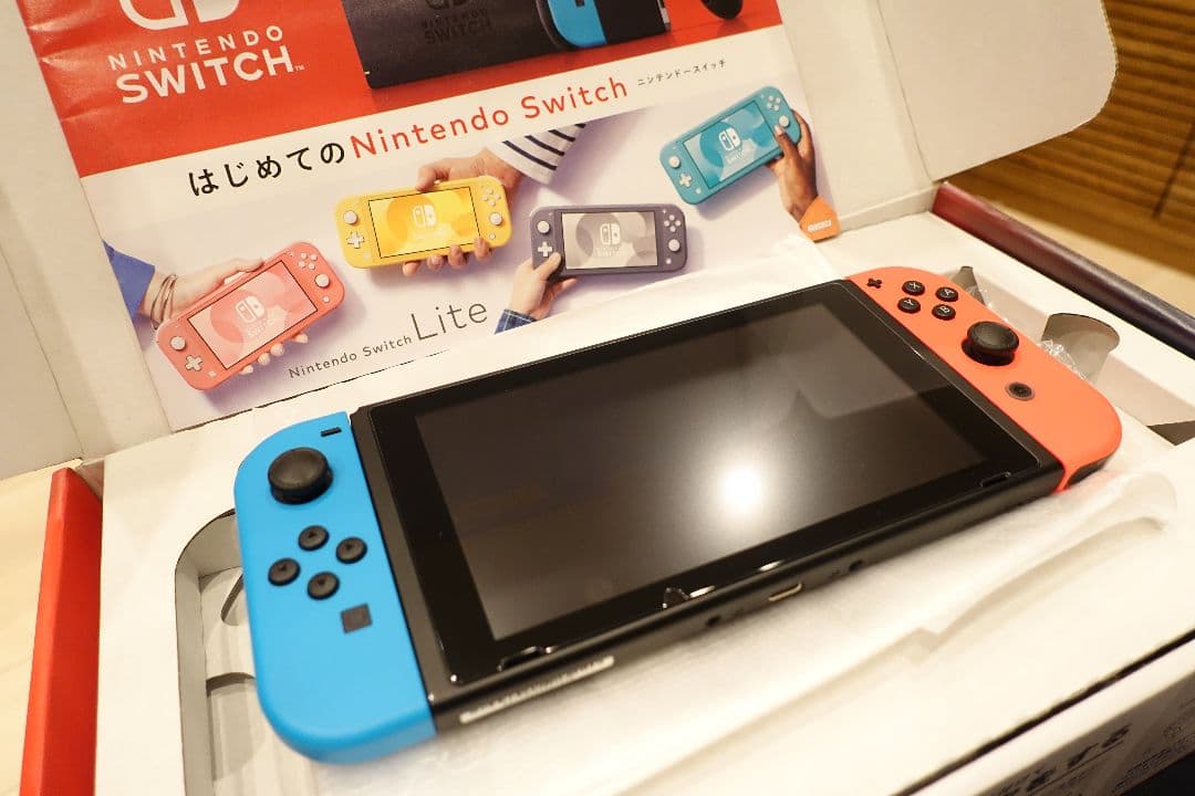 Nintendo Switch ネオンブルー/ネオンレッド 本体 + 付属品