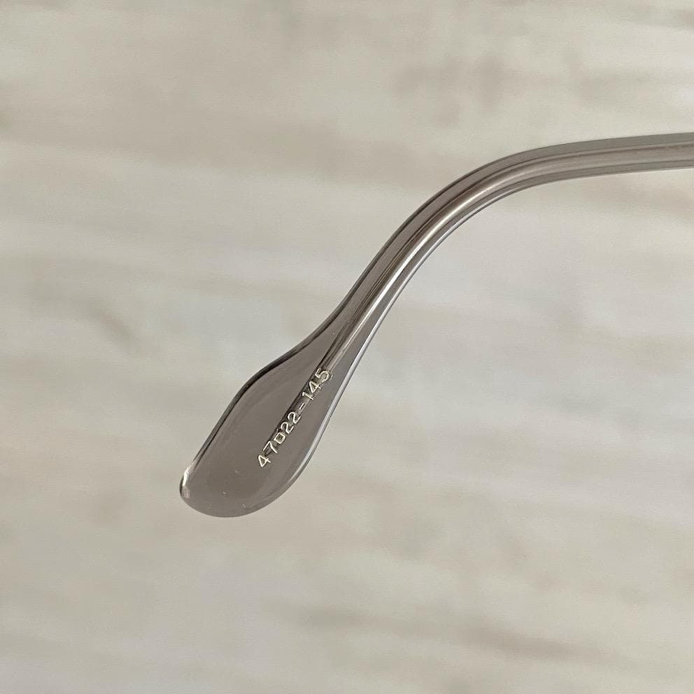 美品　kearny　　clear gray ＆ silver