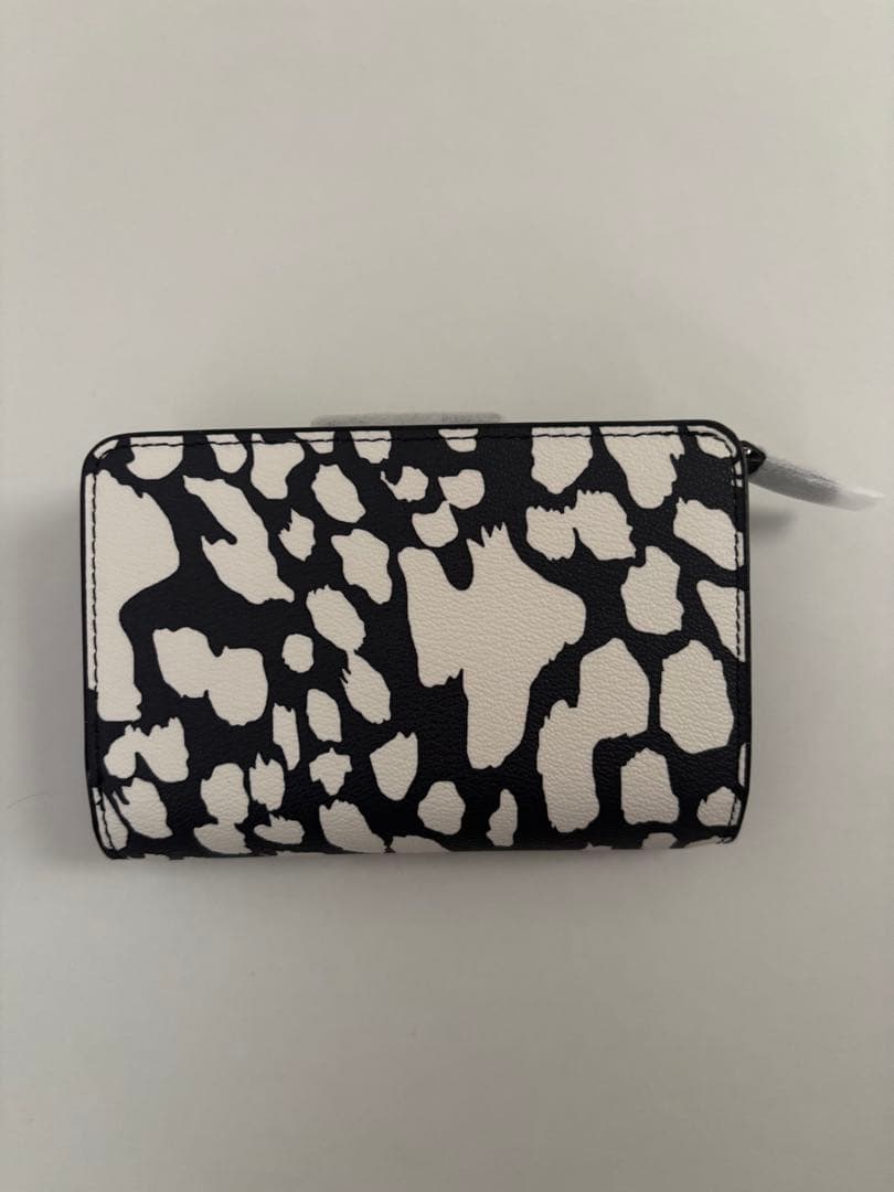 COACH アニマルプリント 二つ折り財布