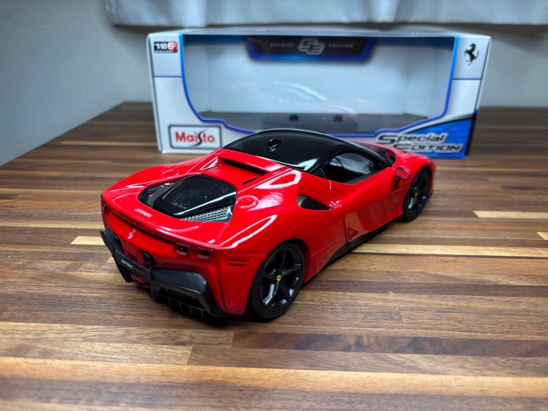 マイスト　1/18 SF90 Stradale