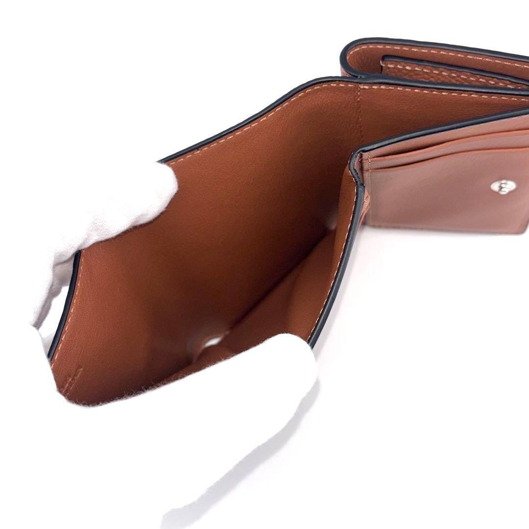 ロエベ アナグラム トライフォールド ウォレット 三つ折り財布