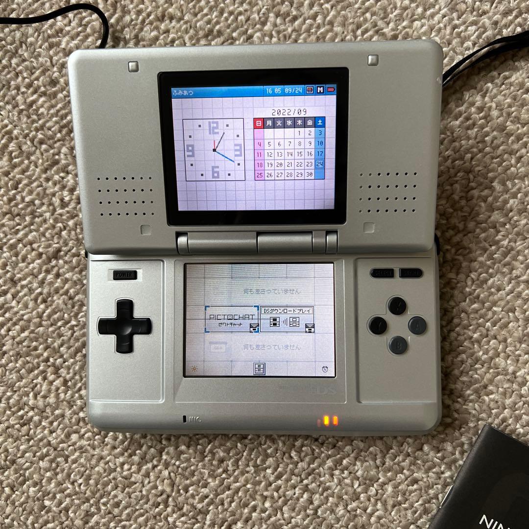 Nintendo NINTENDO DS 専用ケース付き