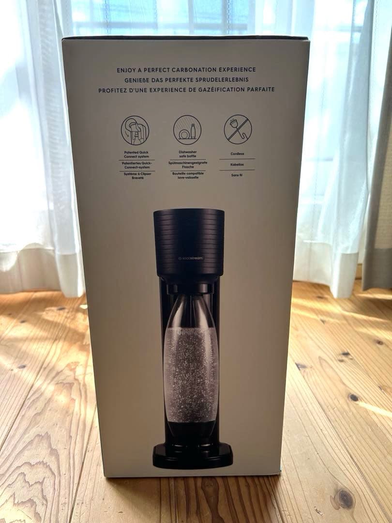 【最終値下げ】ソーダストリーム　GAIA スターターキット　ブラック　新品