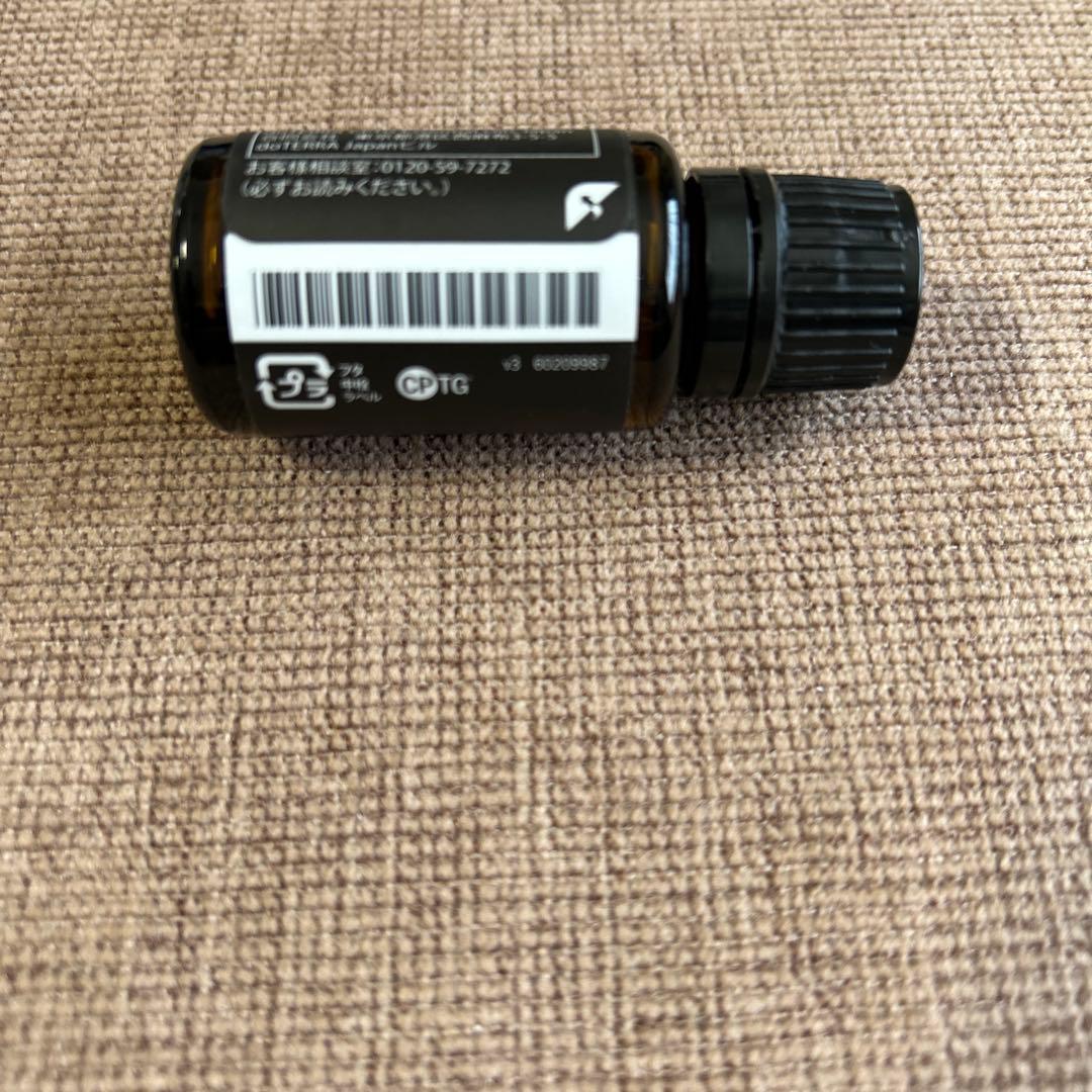 【新品未使用】dōTERRA フランキンセンス 15 mL