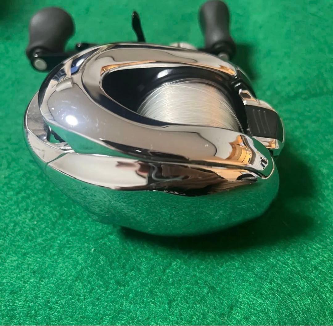 シマノ 12アンタレス HG ベイトリール シルバー 箱付き