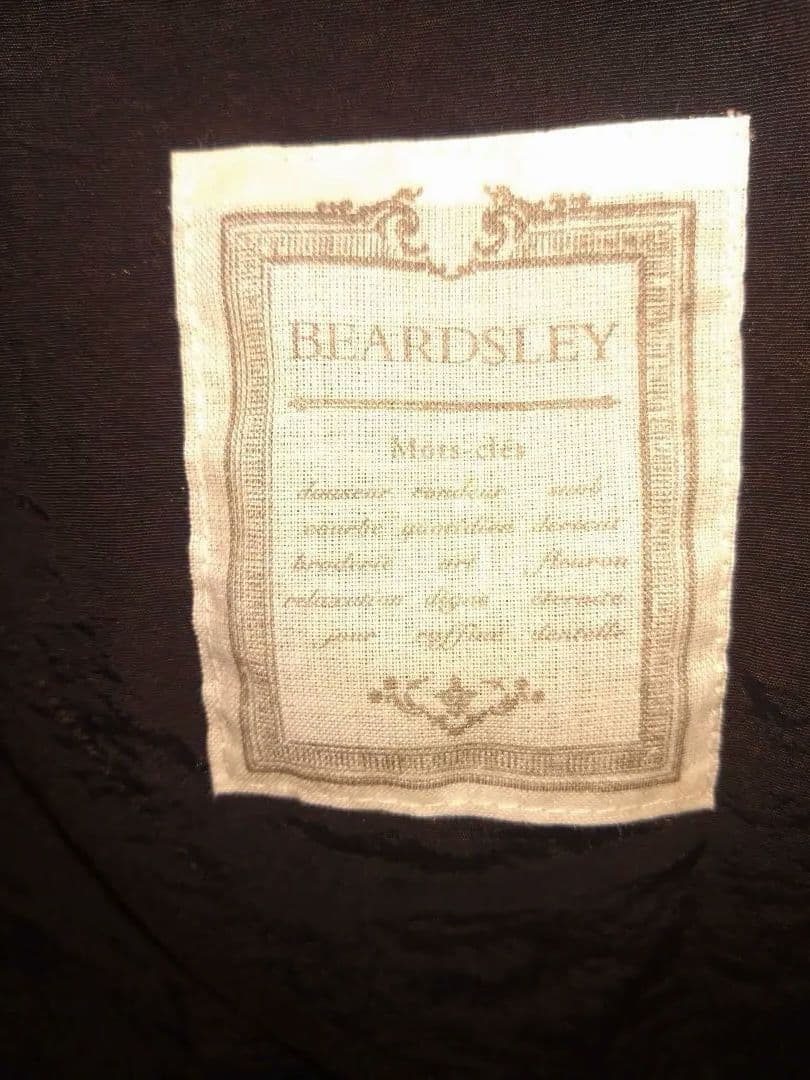 ビアズリーBEARDSLEY　バルーン袖フレアーコート　新品・タグ付　ブラック