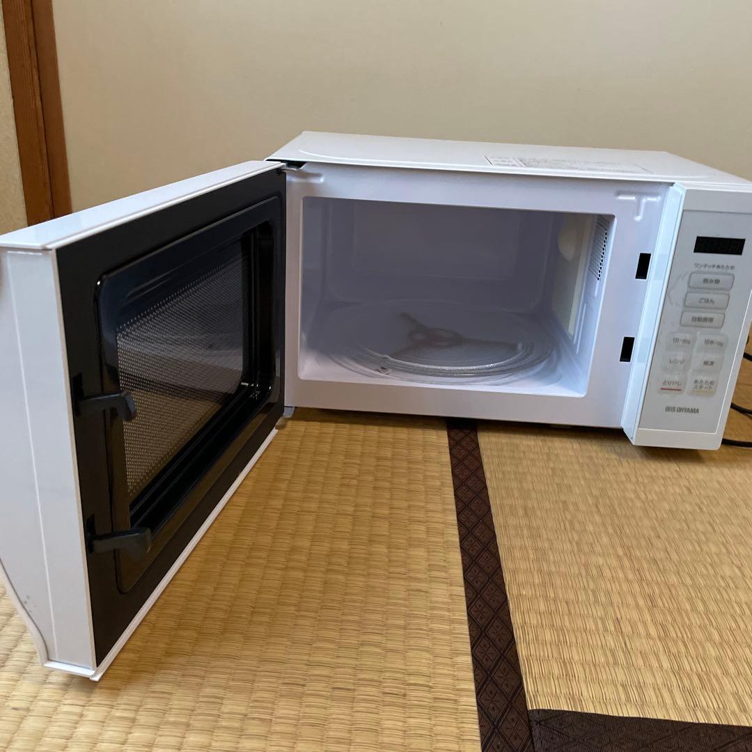 電子レンジ　アイリスオーヤマ　IMB-T178-W 24年式