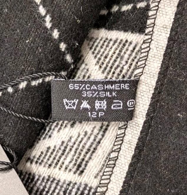 未使用　CHANEL シャネル ノベルティ ストール エッフェル塔 マフラー