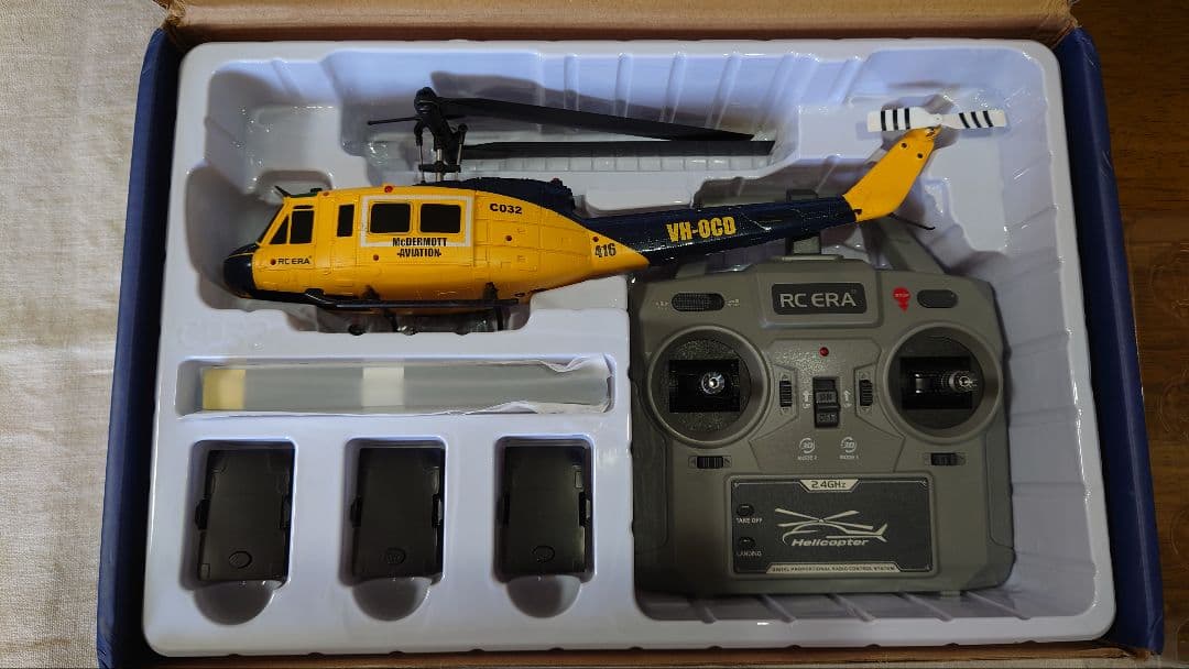 RC ERA【C032】1:48　UH-1ラジコンヘリコプター