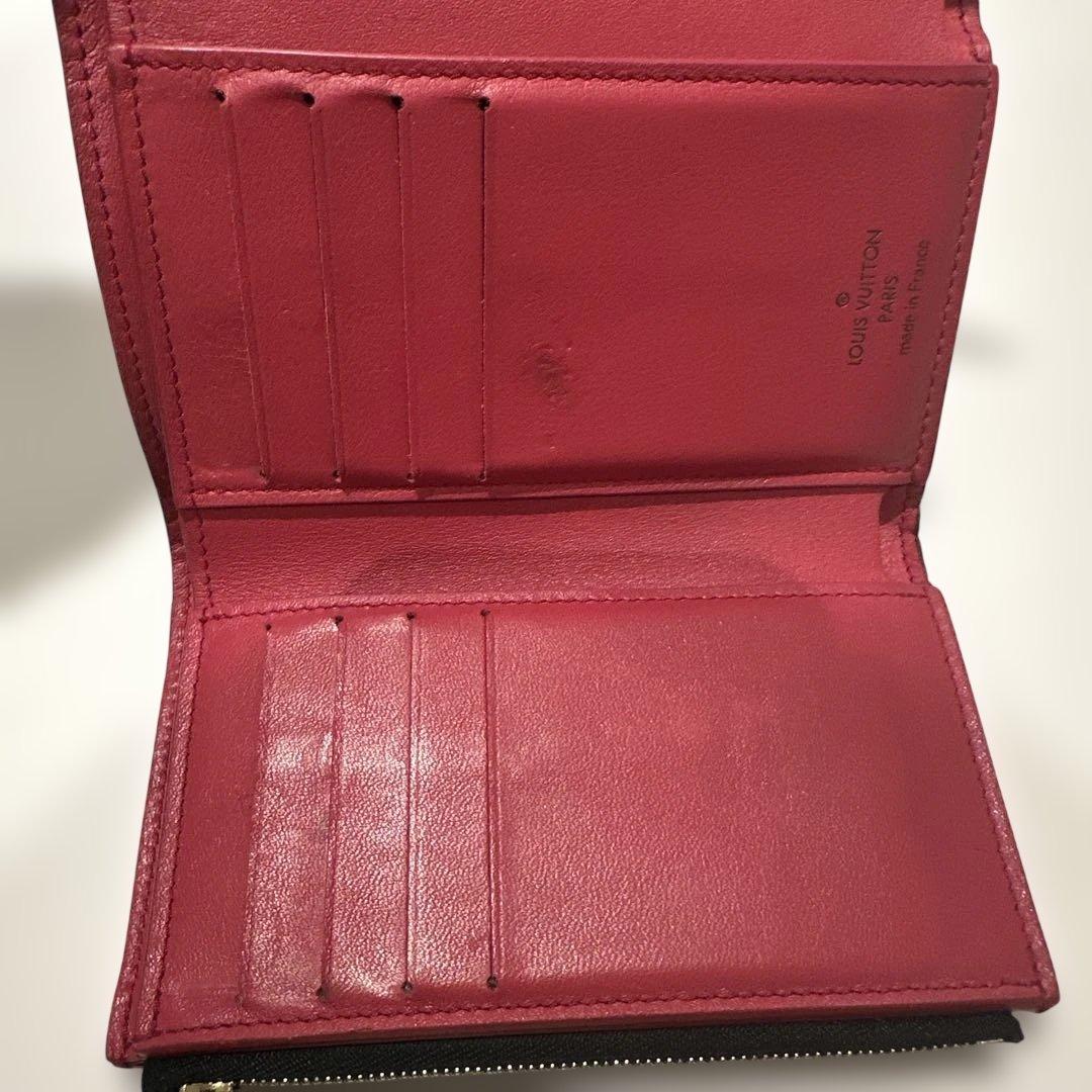 ルイヴィトン　LOUIS VUITTON 財布　ポルトフォイユ　カプシーヌ