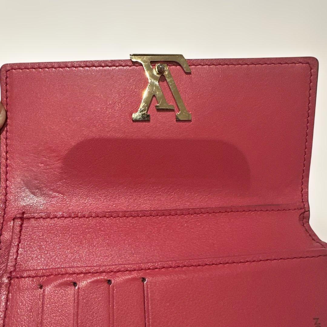 ルイヴィトン　LOUIS VUITTON 財布　ポルトフォイユ　カプシーヌ