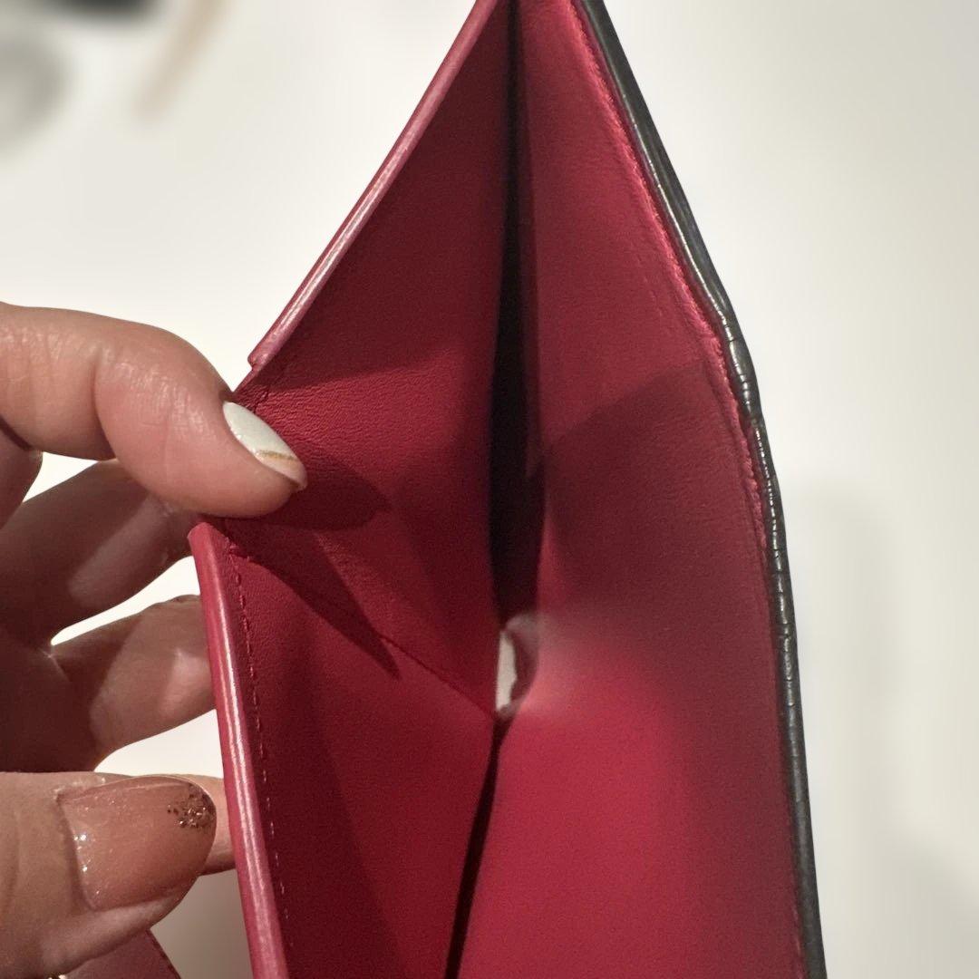 ルイヴィトン　LOUIS VUITTON 財布　ポルトフォイユ　カプシーヌ
