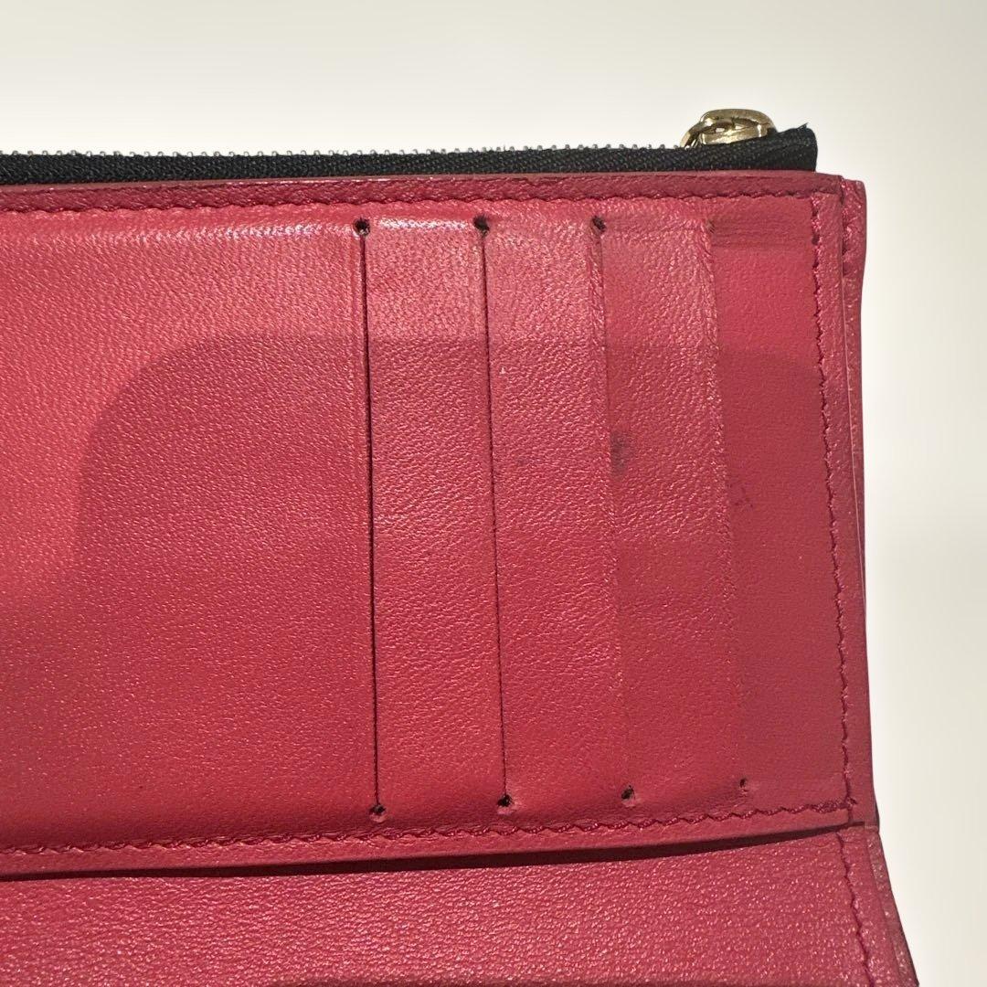 ルイヴィトン　LOUIS VUITTON 財布　ポルトフォイユ　カプシーヌ