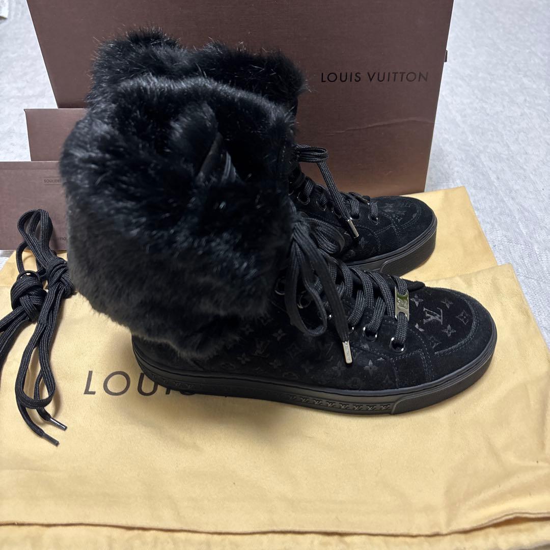 LOUIS VUITTON ルイヴィトンファーハイカットロゴスニーカー