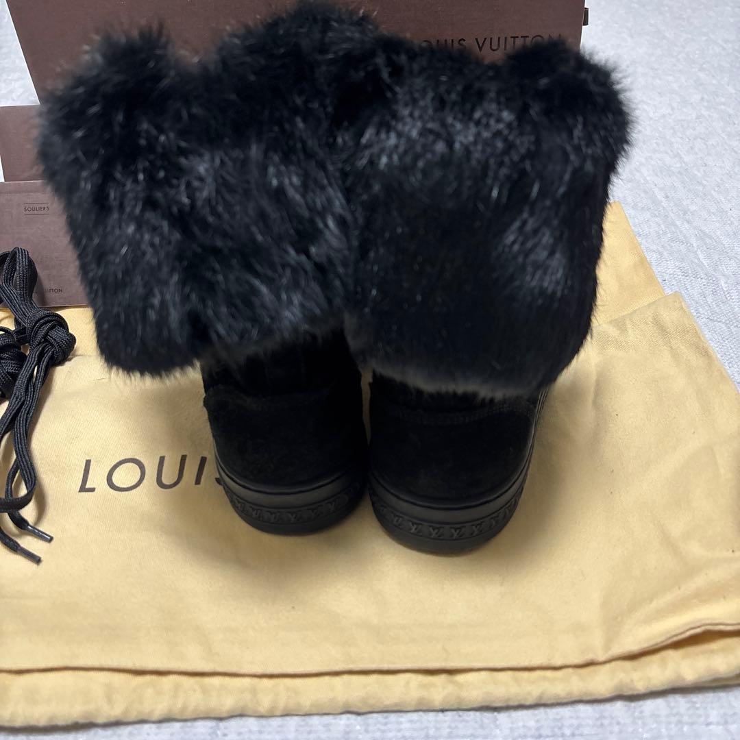 LOUIS VUITTON ルイヴィトンファーハイカットロゴスニーカー