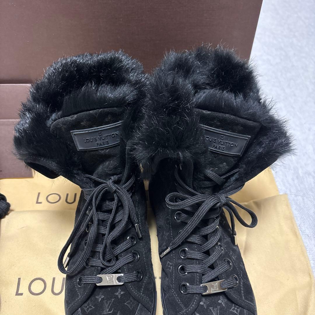 LOUIS VUITTON ルイヴィトンファーハイカットロゴスニーカー