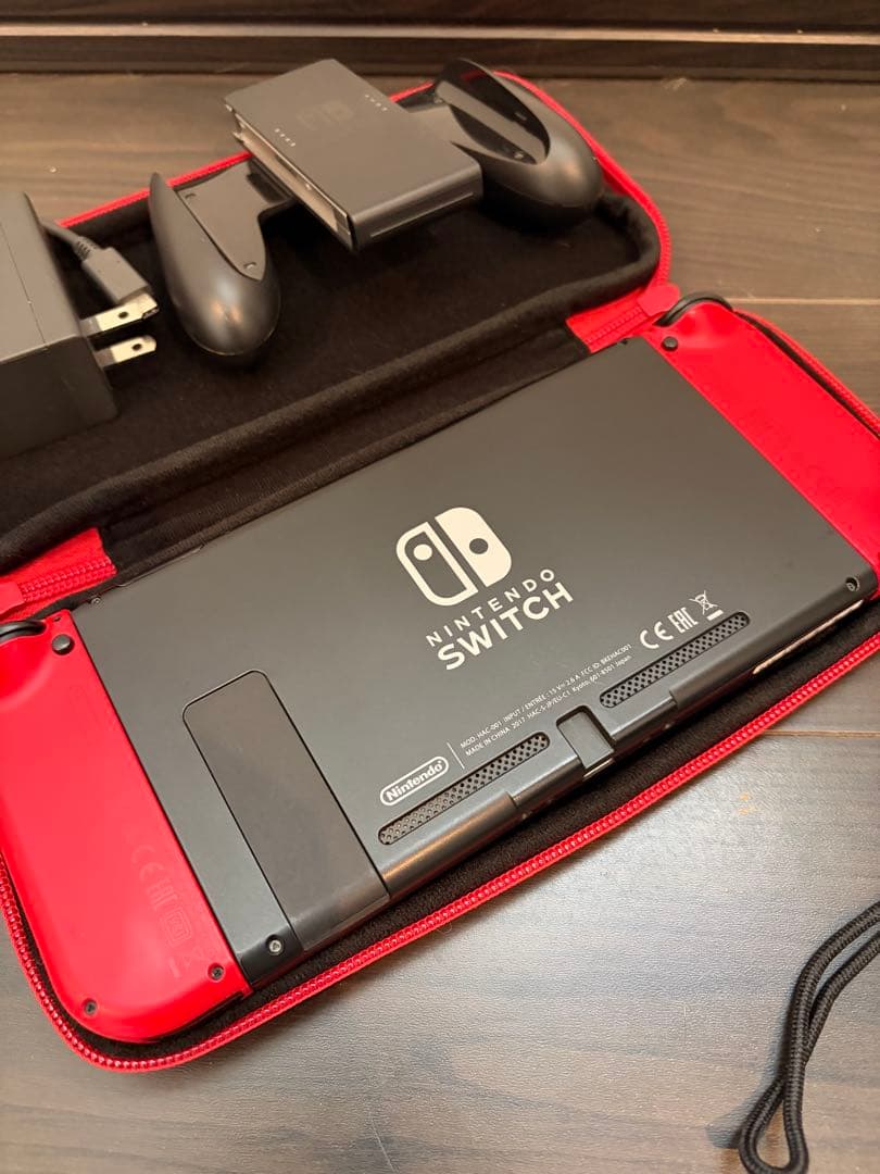 Nintendo Switch 赤 本体 充実の付属品セット