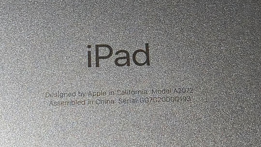【超美品】iPad Air（第４世代）64GB