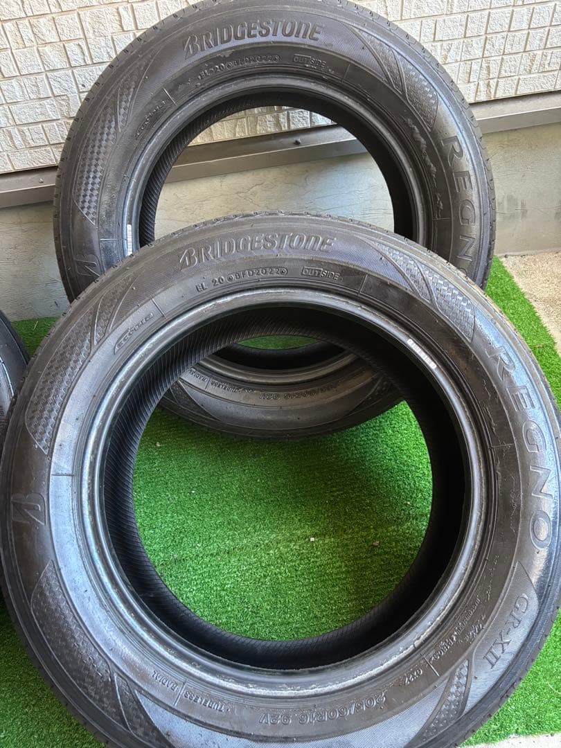 ①【国産バリ溝・送料無料‼️】205/60R16ブリヂストンREGNO GRXⅡ