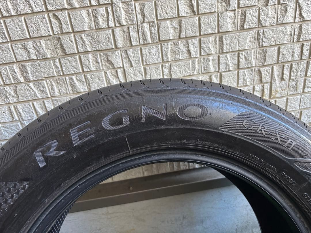 ①【国産バリ溝・送料無料‼️】205/60R16ブリヂストンREGNO GRXⅡ