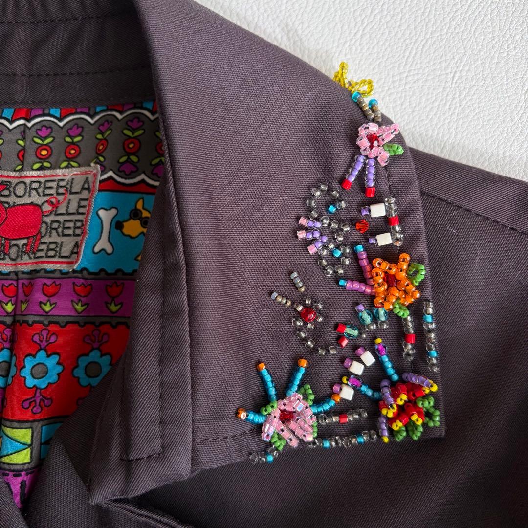 アルベロベロ　トレンチコート　ビーズ刺繍　ぶた　ベルト　ビジュー　柄裏地