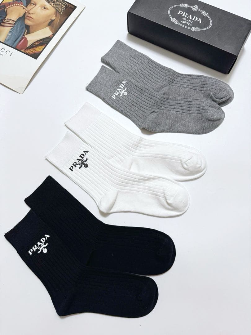 PRADA ロゴ リブソックス 3点セット