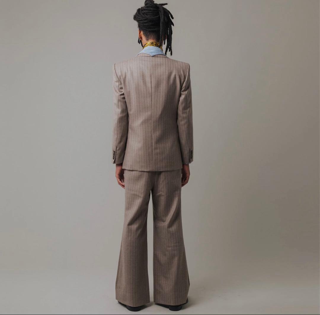 【完売品】FLARE DOUBLE-BREASTED STRIPED SUIT