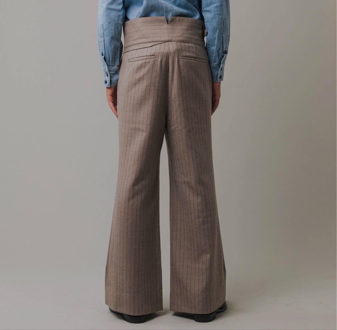 【完売品】FLARE DOUBLE-BREASTED STRIPED SUIT