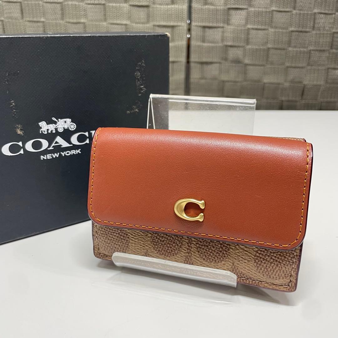 ア*キ様 未使用品　COACH 三つ折り財布 ブラウンレザー