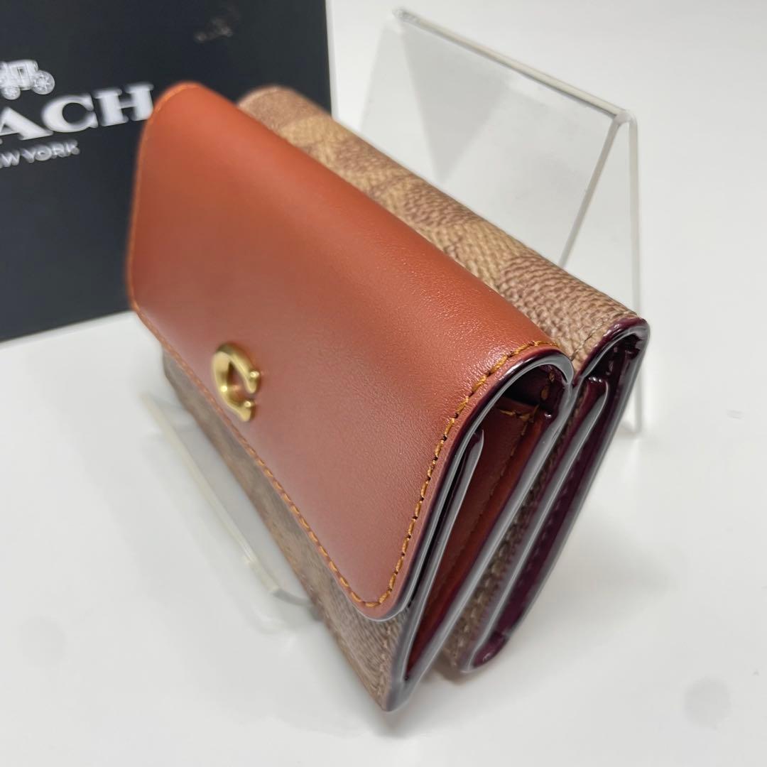 ア*キ様 未使用品　COACH 三つ折り財布 ブラウンレザー