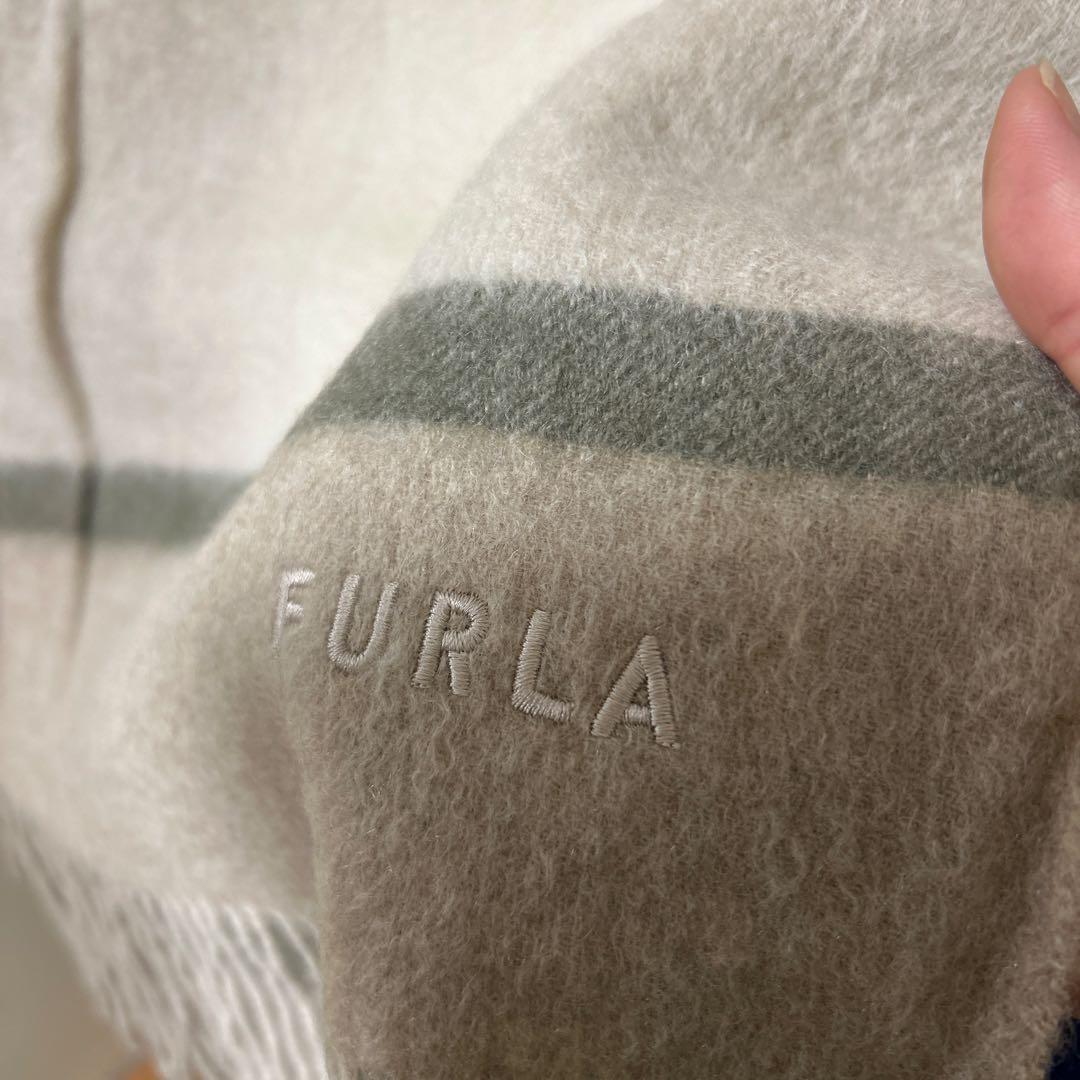 フルラ　ストール　大判マフラーカシミヤカシミアベージュ系　FURLA
