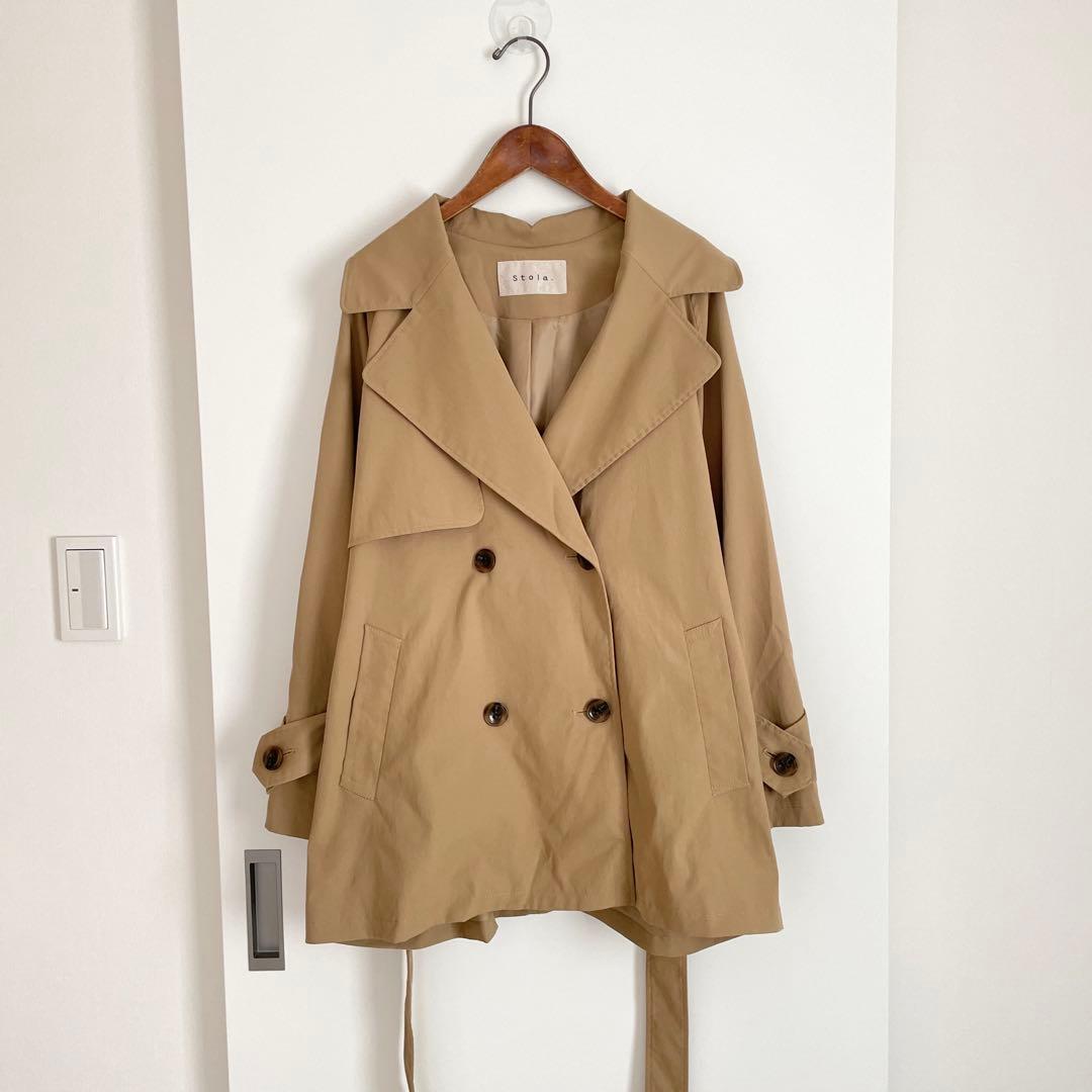 ストラ　Stola. ベルテッドミドル丈コート　ベージュ