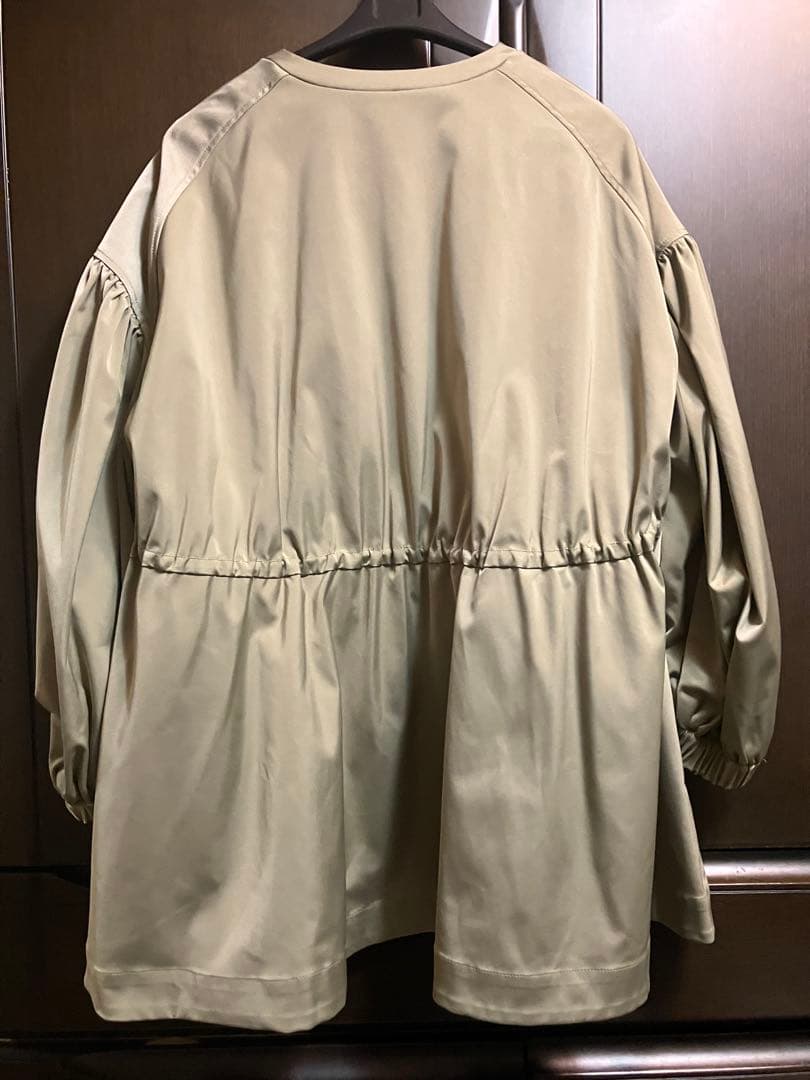 お値下げ☆美品☆ノーカラーギャザーＺＩＰアップブルゾン