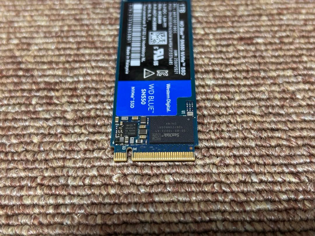 m*9様 m.2 SSD 1TB WD SN570 NVMe 動作品 高速 ゲー