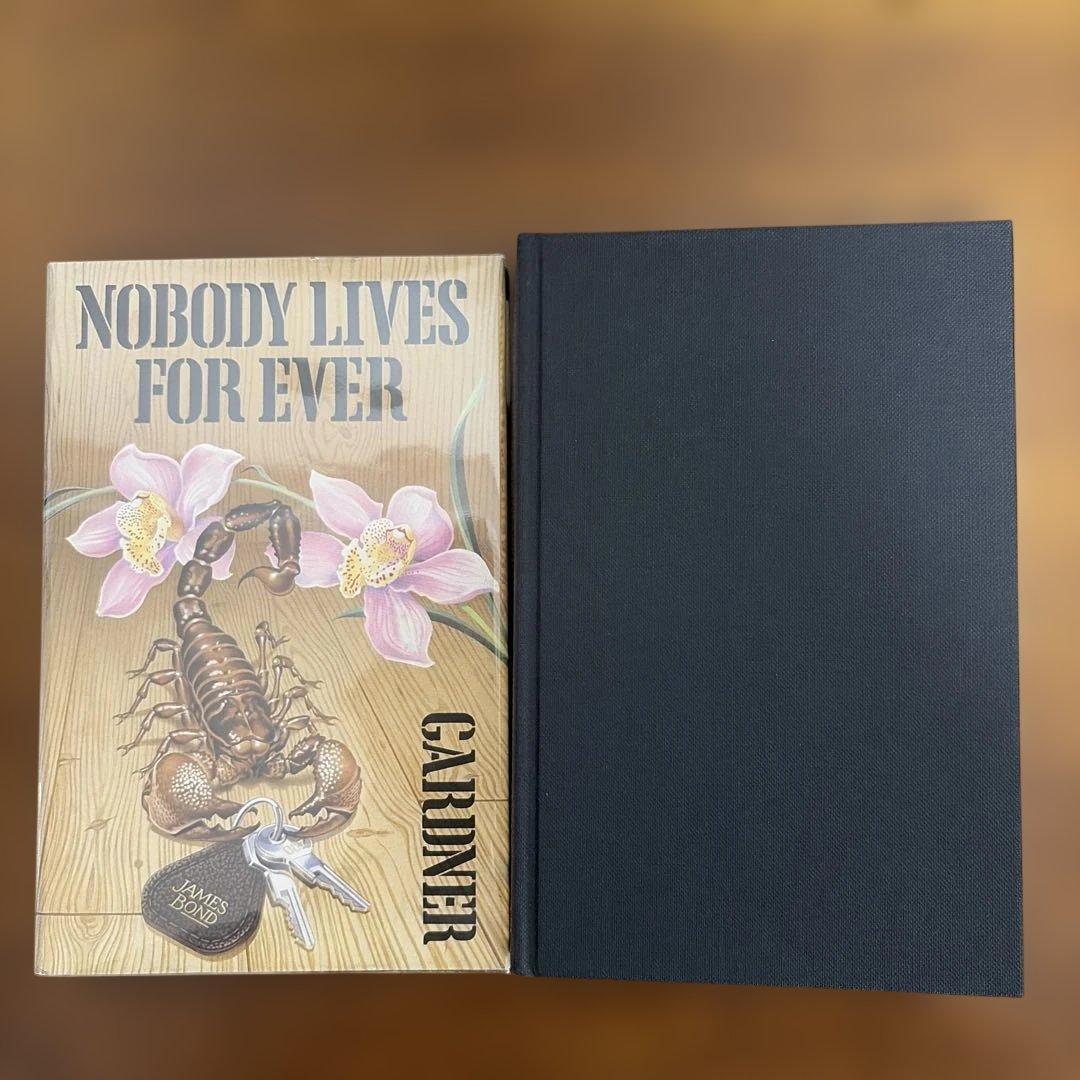 洋書 Nobody Lives For Ever SIGNED BY AUTHOR