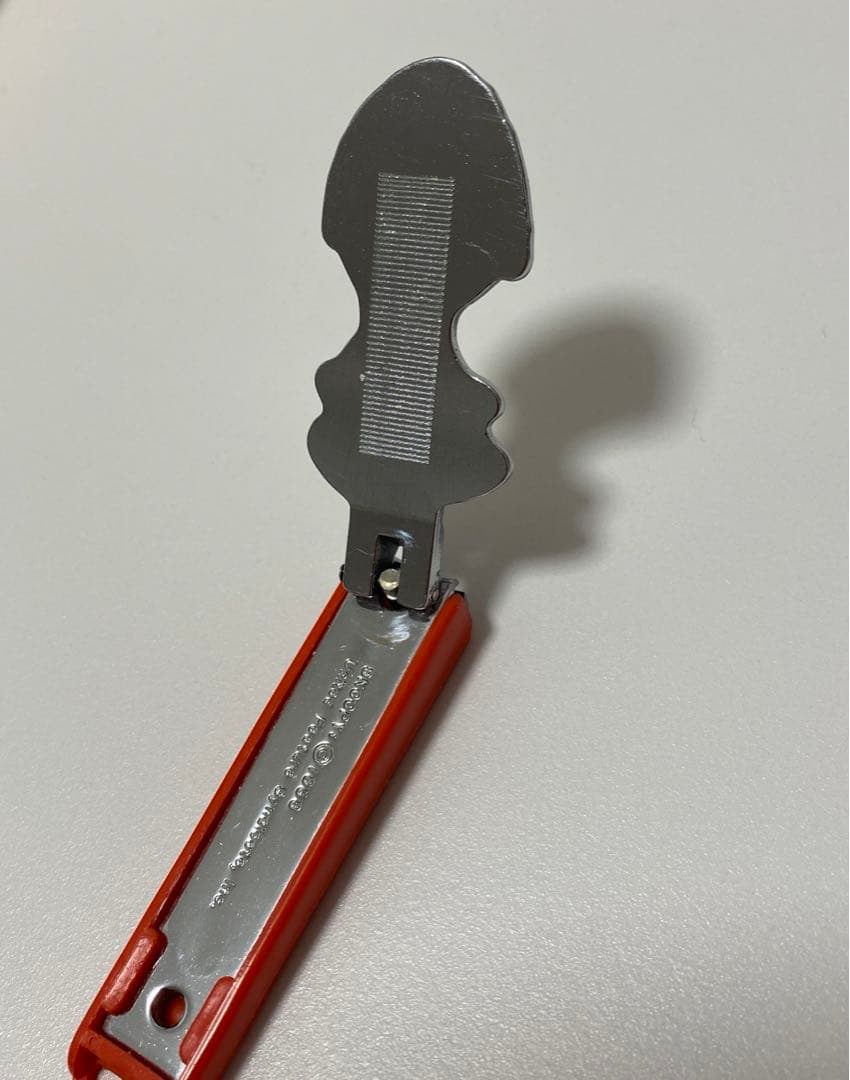 昭和レトロ　スヌーピーの可愛い爪切り　サンリオ　ネイルクリッパー