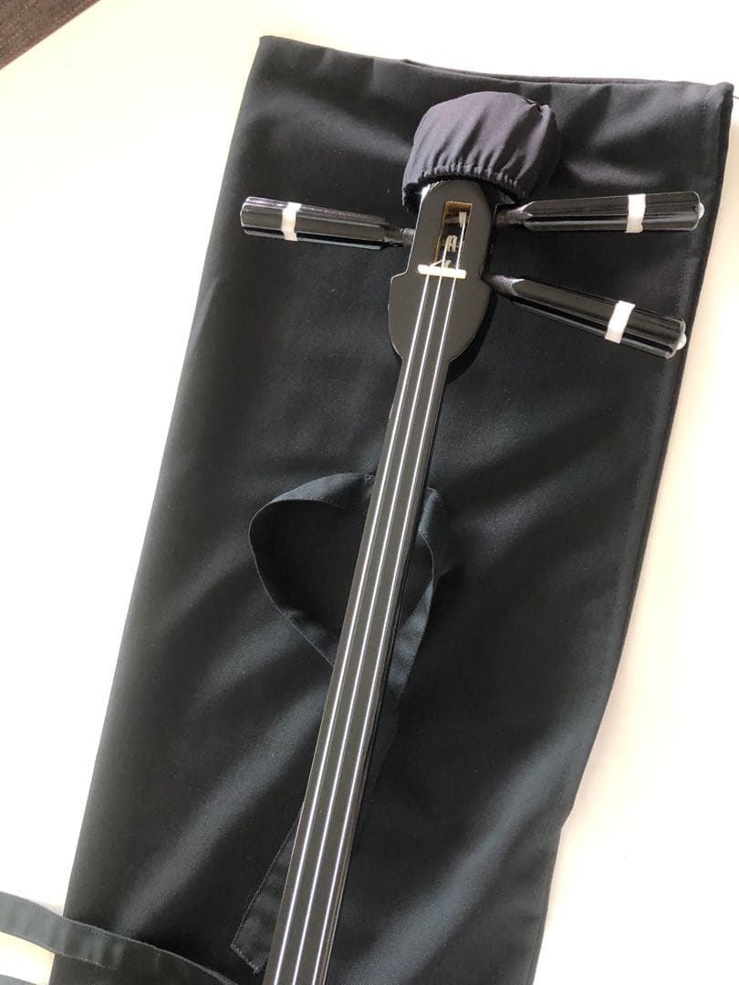 お値下げいたしました！チューナー付き新品⭐︎ミニ三線