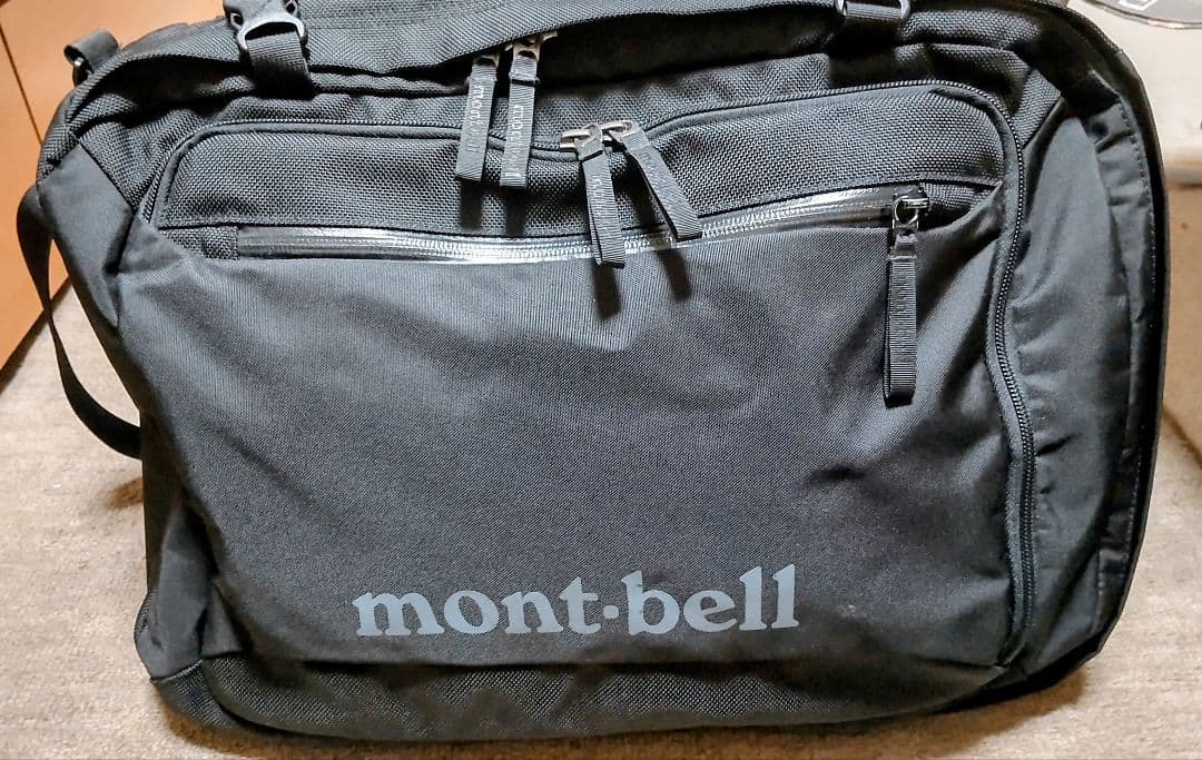 mont-bell トライパック30 多機能ポケット付きバッグ