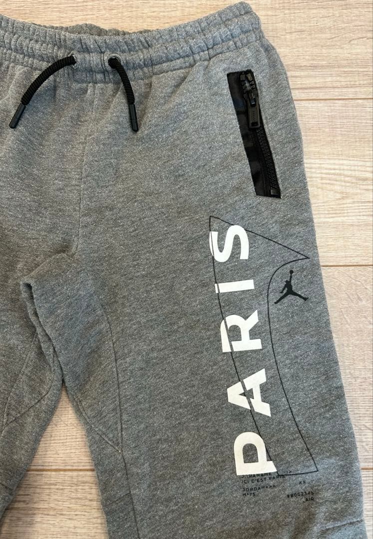 NIKE セットアップ　スウェット パリサンジェルマン グレー　130cm