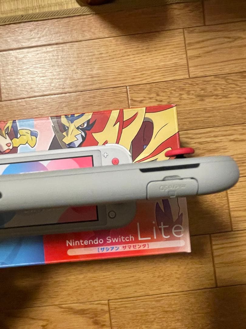 【ジャンク品】Nintendo Switch Lite ザシアン・ザマゼンタ