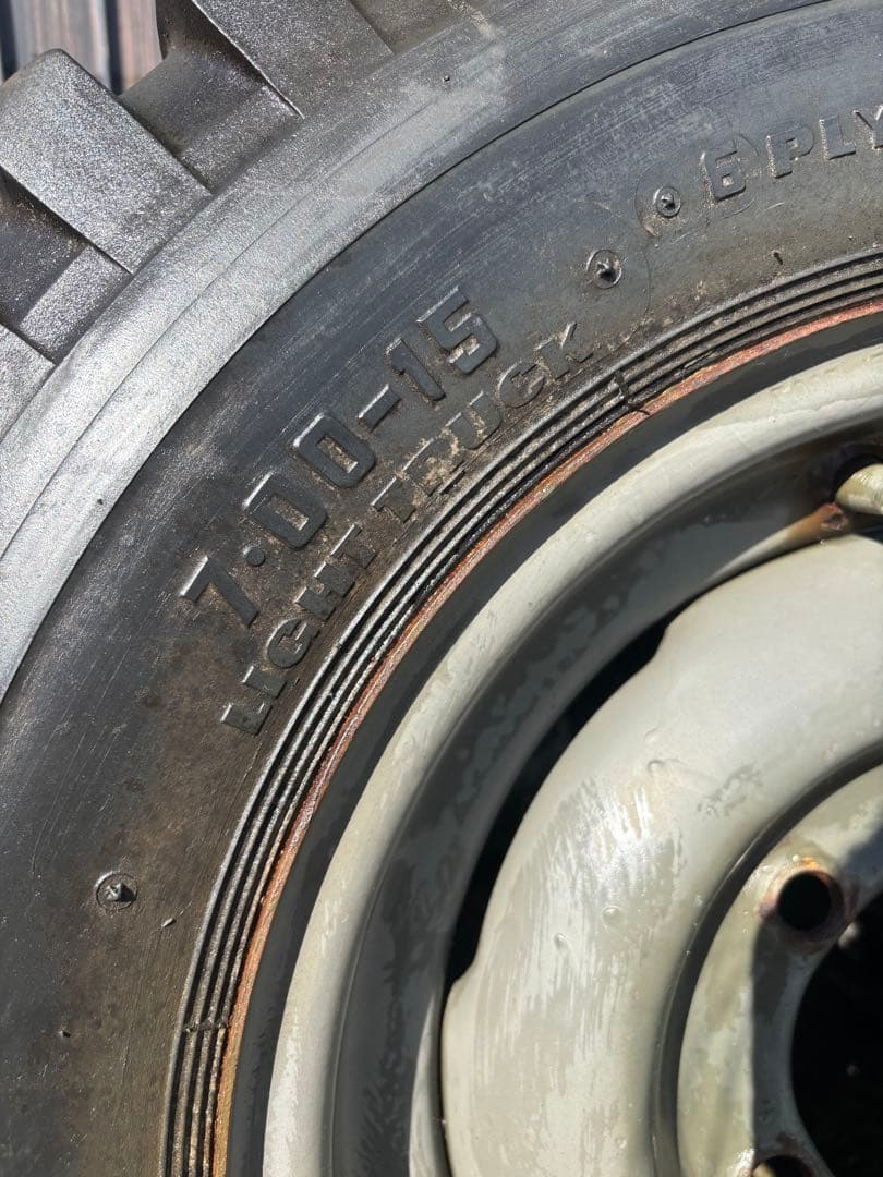 下駄タイヤ jeep 三菱ジープ 7.00-15 4本セット