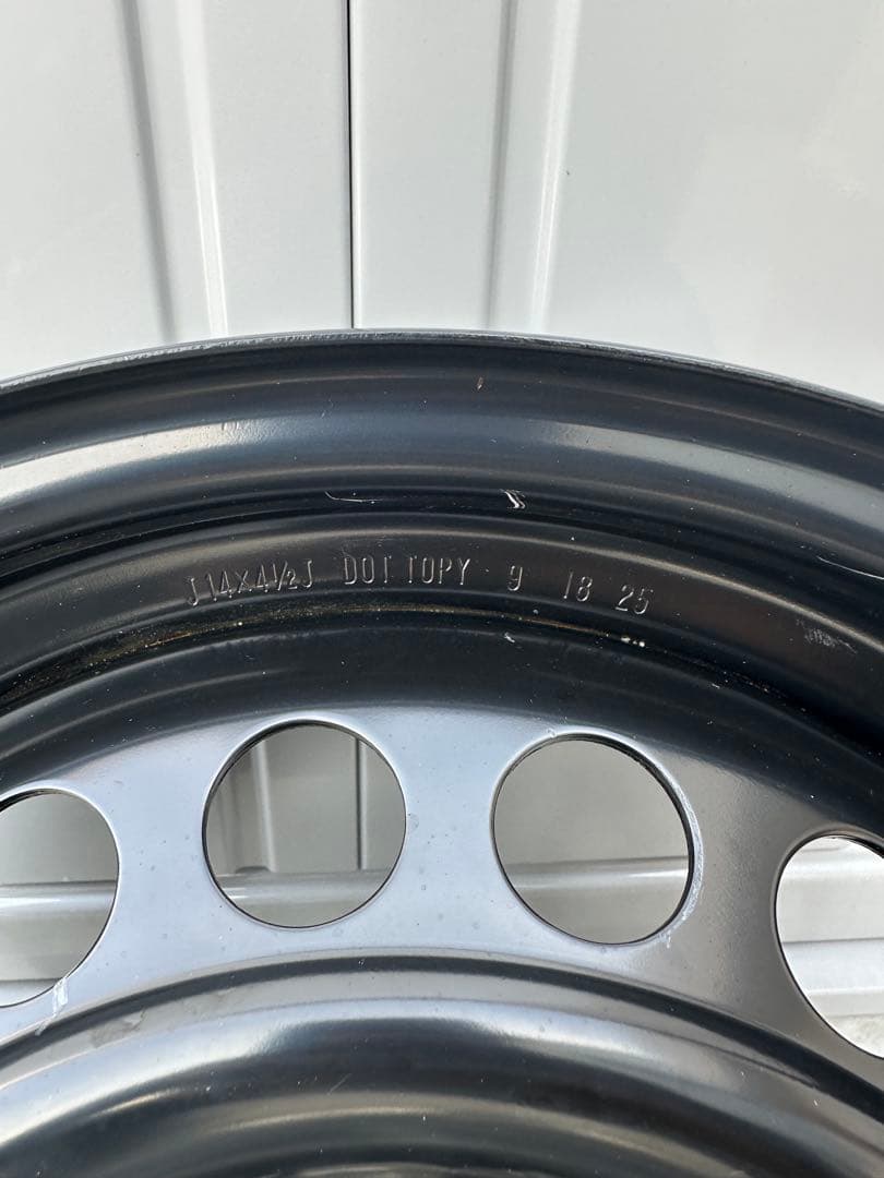 新車外し　14インチ　鉄ホイール